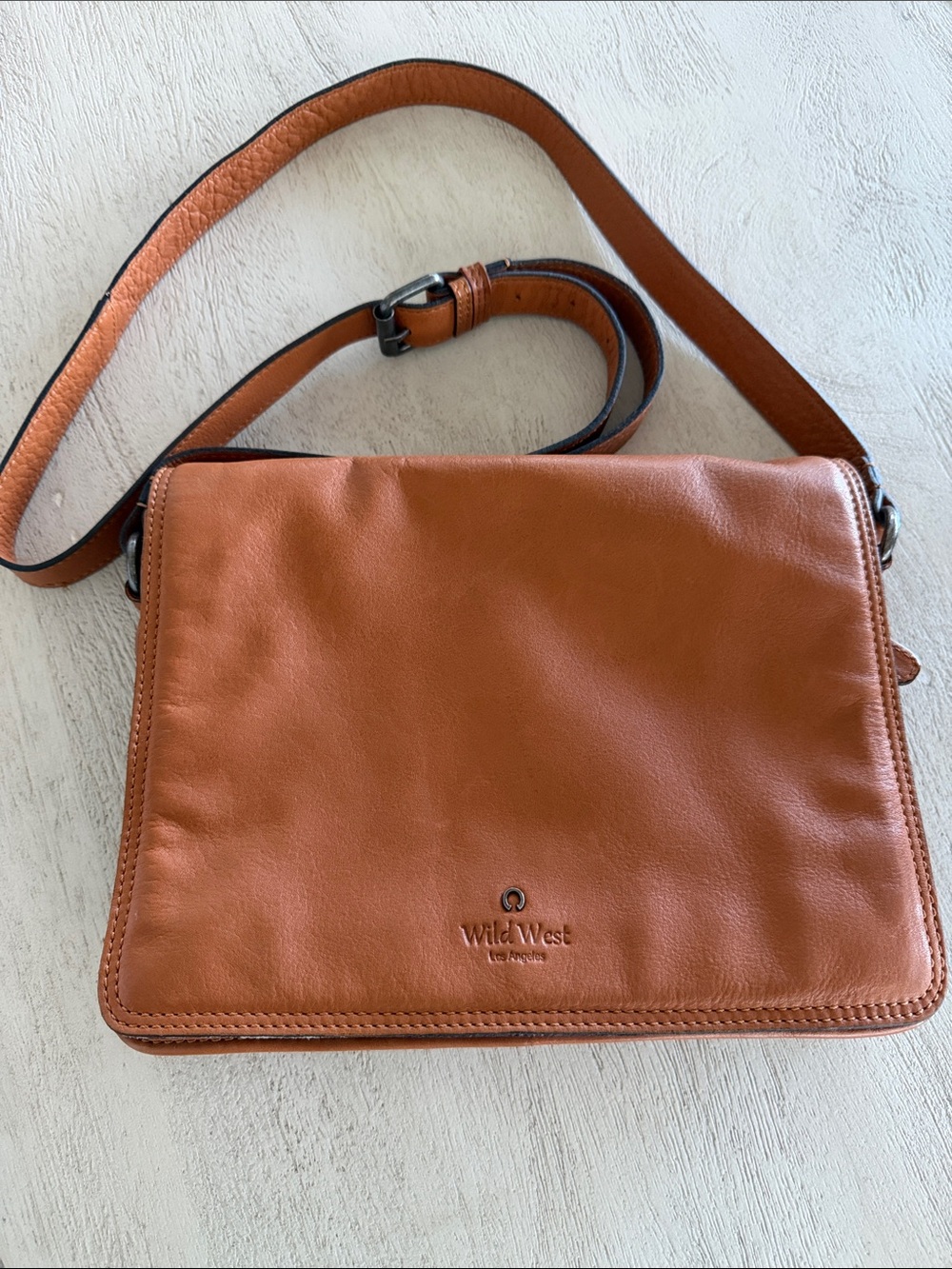 Wild West Los Angeles Maya Purse Artisan Leather Crossbody Accordian Design